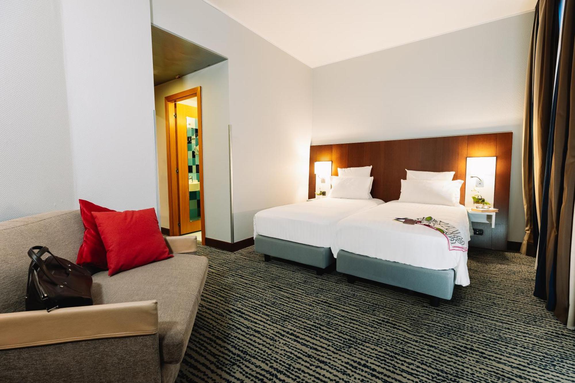 Mercure Piazza Bologna Hotell 3*